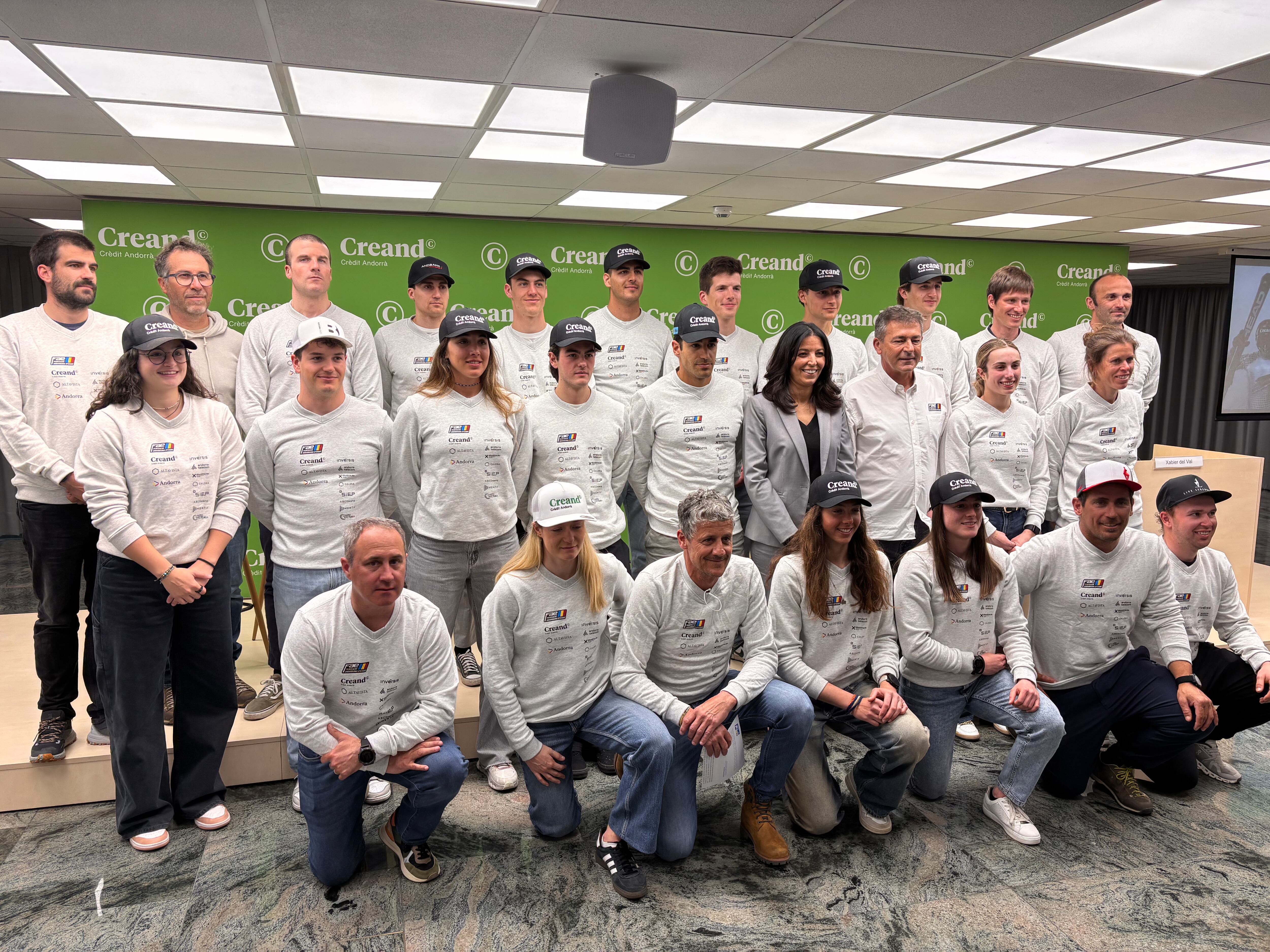 Els membres dels equips nacionals d'esquí alpí, esquí de fons i para alpí, avui a la seu de Creand