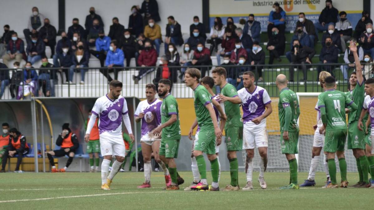 El derbi Atlético Mancha Real - Real Jaén se jugará el domingo a las 20.00 horas