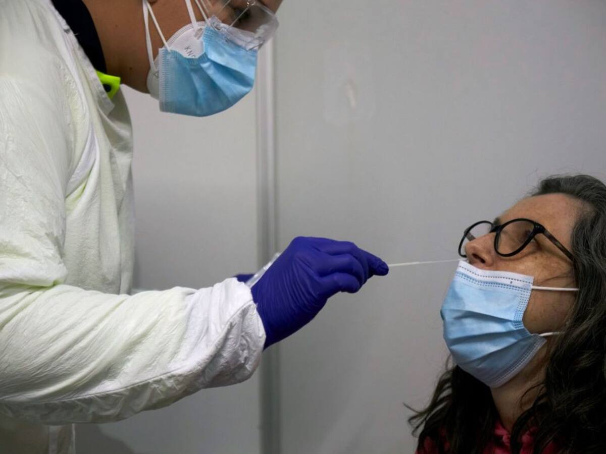 Valladolid suma 90 casos con tres brotes menos y un fallecido