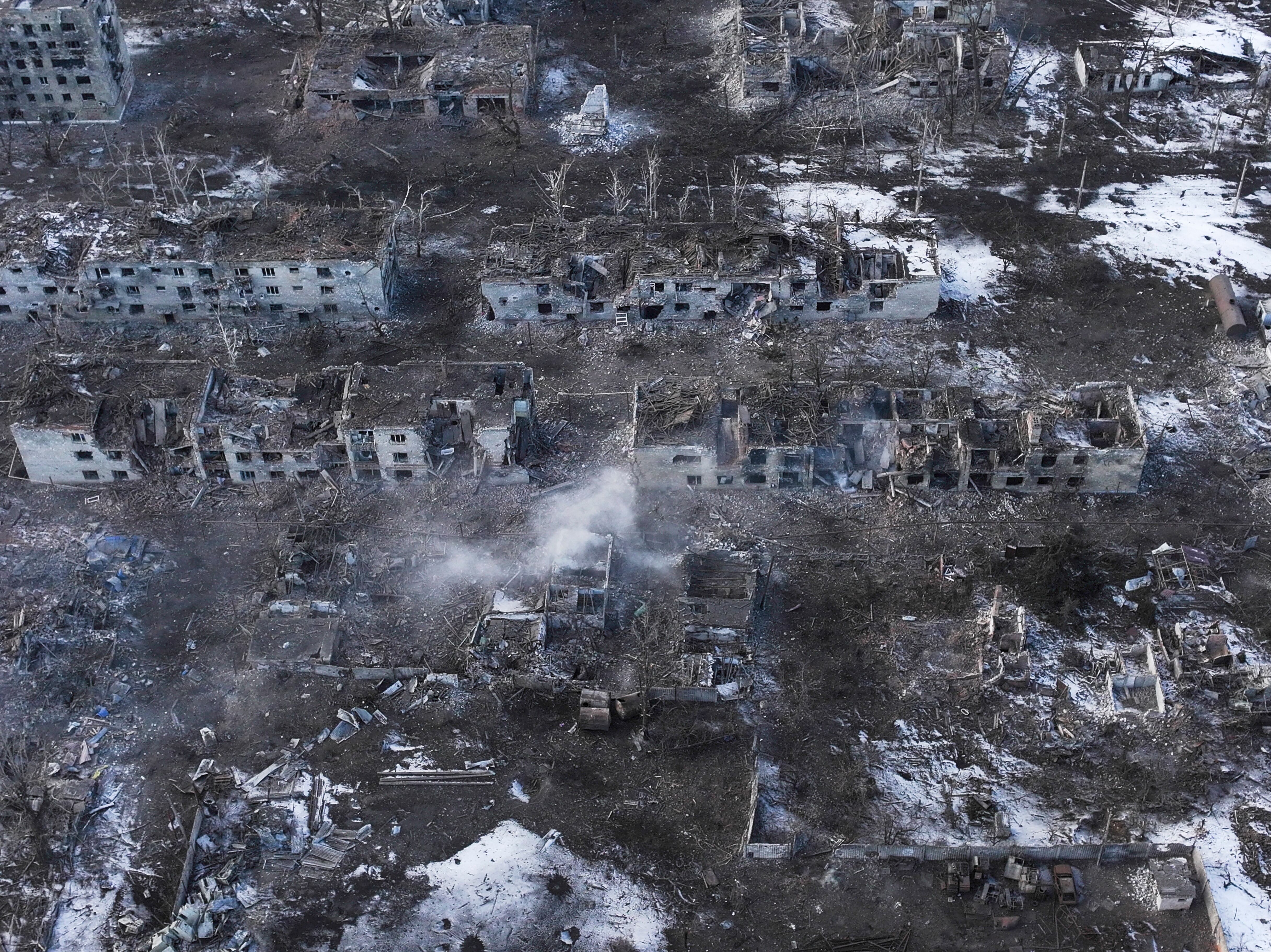 Toretsk (Ukraine), 23/02/2025.- A handout photo made available by Ukraine's 93rd Mechanized Brigade press service shows destroyed buildings in the frontline city of Toretsk, Donetsk region, eastern Ukraine, 22 February 2025 (issued 23 February 2025), amid the Russian invasion. (Rusia, Ucrania) EFE/EPA/UKRAINE'S 93RD MECHANIZED BRIGADE HANDOUT HANDOUT EDITORIAL USE ONLY/NO SALES