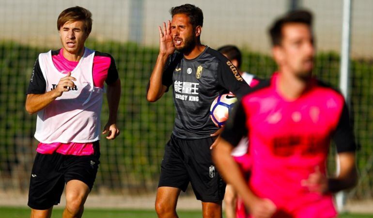 Lluis Planagumà dirigió el miércoles su primer entrenamiento con los rojiblancos