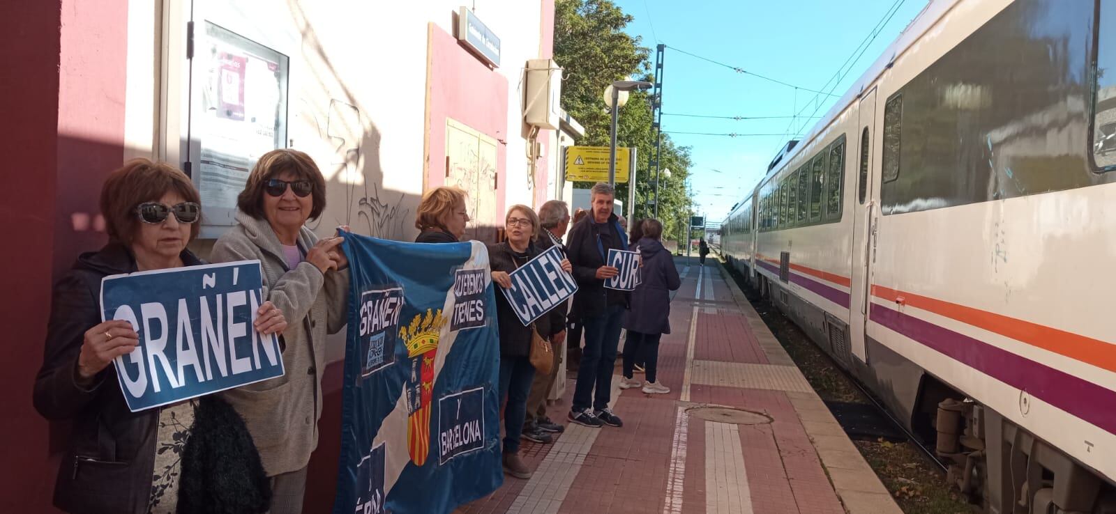 Nueva concentración de "Monegros no pierdas tu tren"