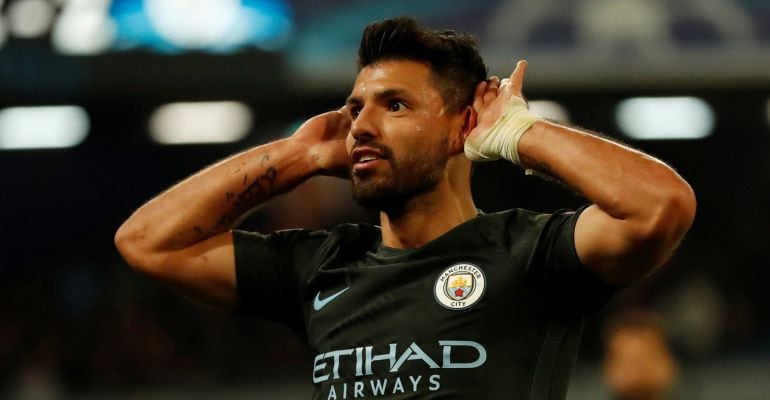 El Kun Agüero festeja su gol en San Paolo en la Champions