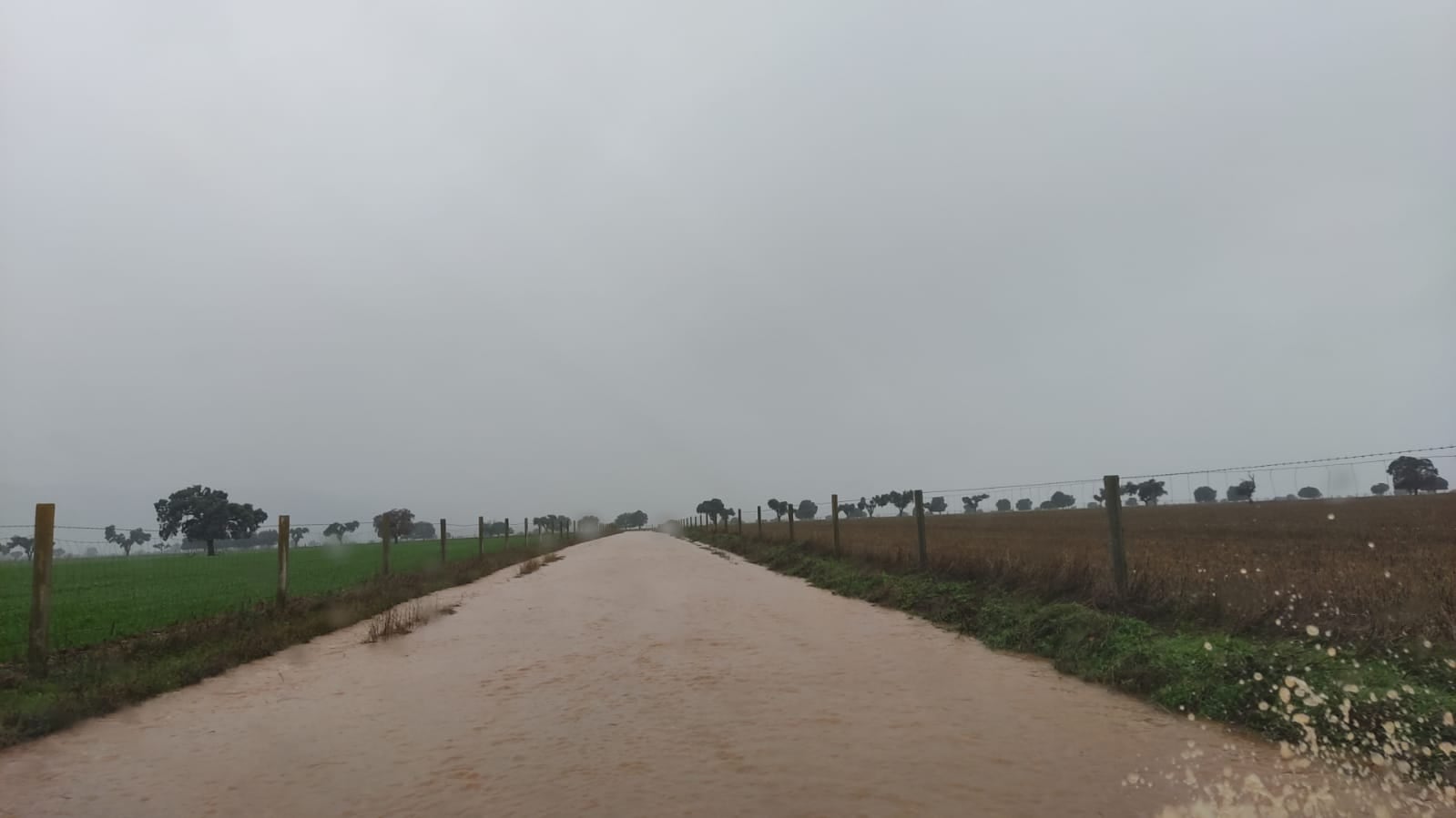 Camino en Retuerta del Bullaque afectado por las lluvias