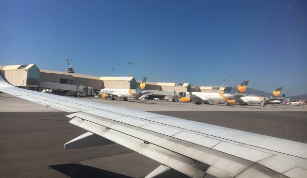 Aviones de Thomas Cook en el aeropuerto de Son Sant Joan, en Palma.