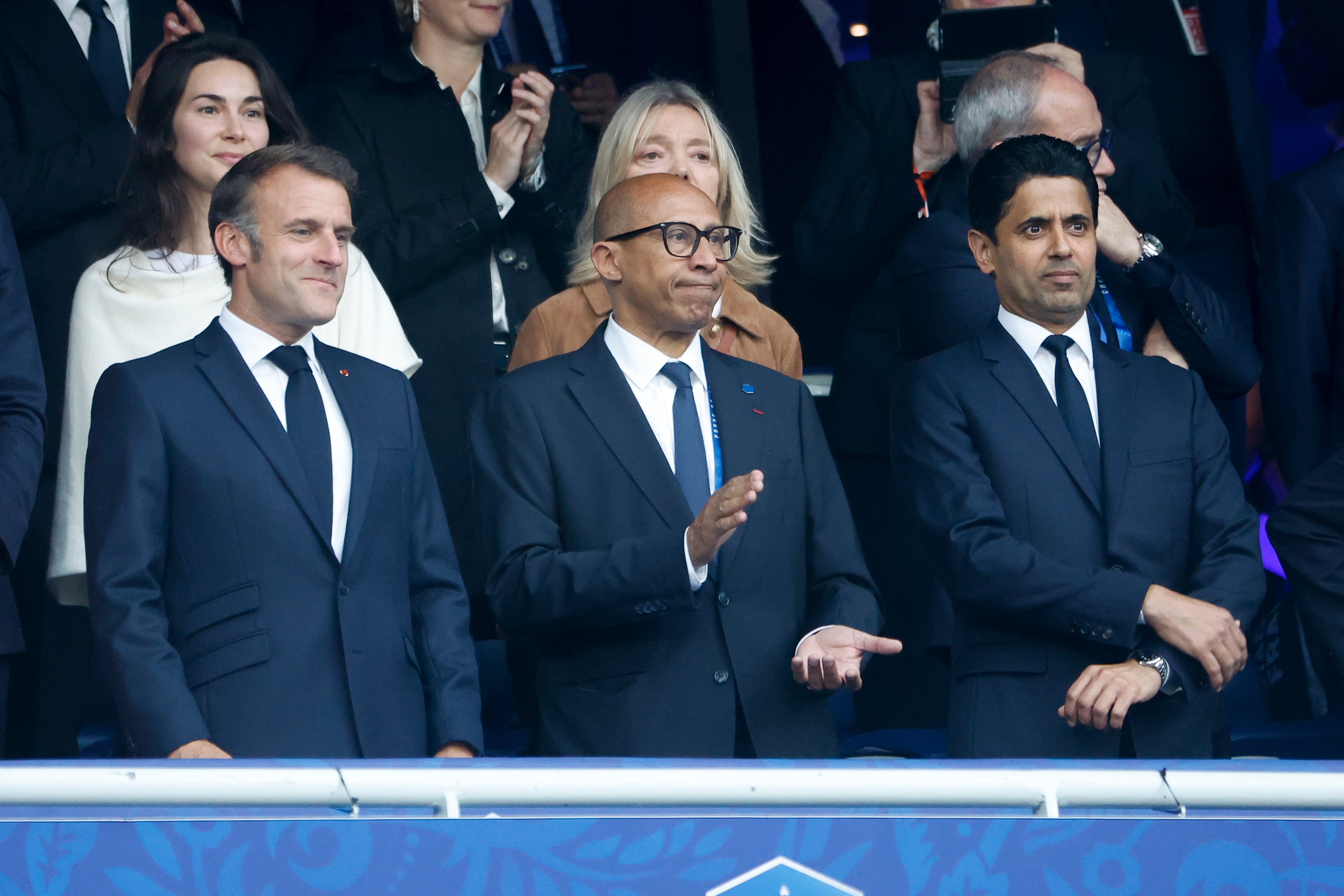 Philippe Diallo, presidente de la Federación Francesa junto a Emmanuel Macron y Al Khelaifi