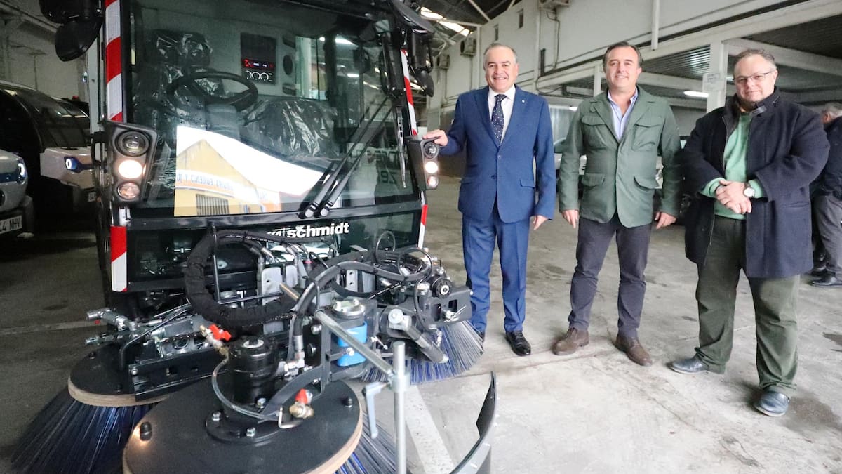 Comienza a funcionar el 45% de la nueva maquinaria de limpieza viaria de Talavera