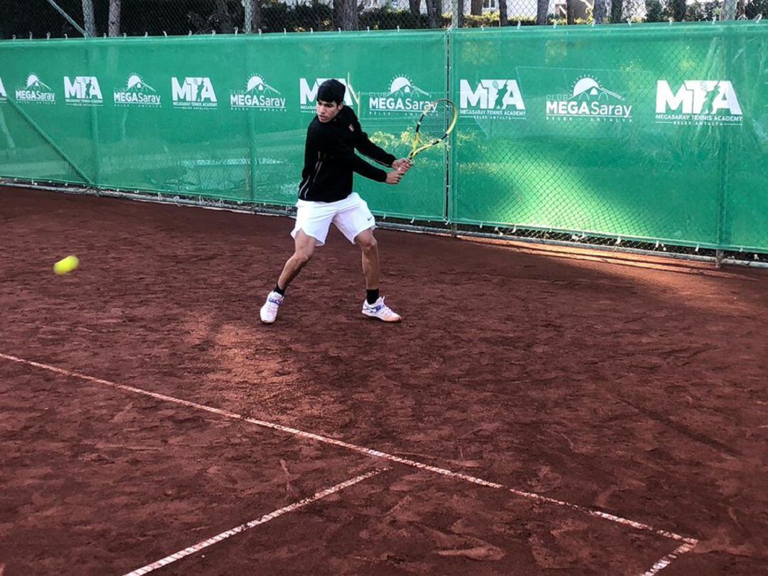 Carlos Alcaraz en el ITF de Antalya