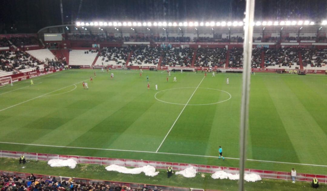 Partido entre el Albacete y el Rayo Vallecano disputado en el Carlos Belmonte