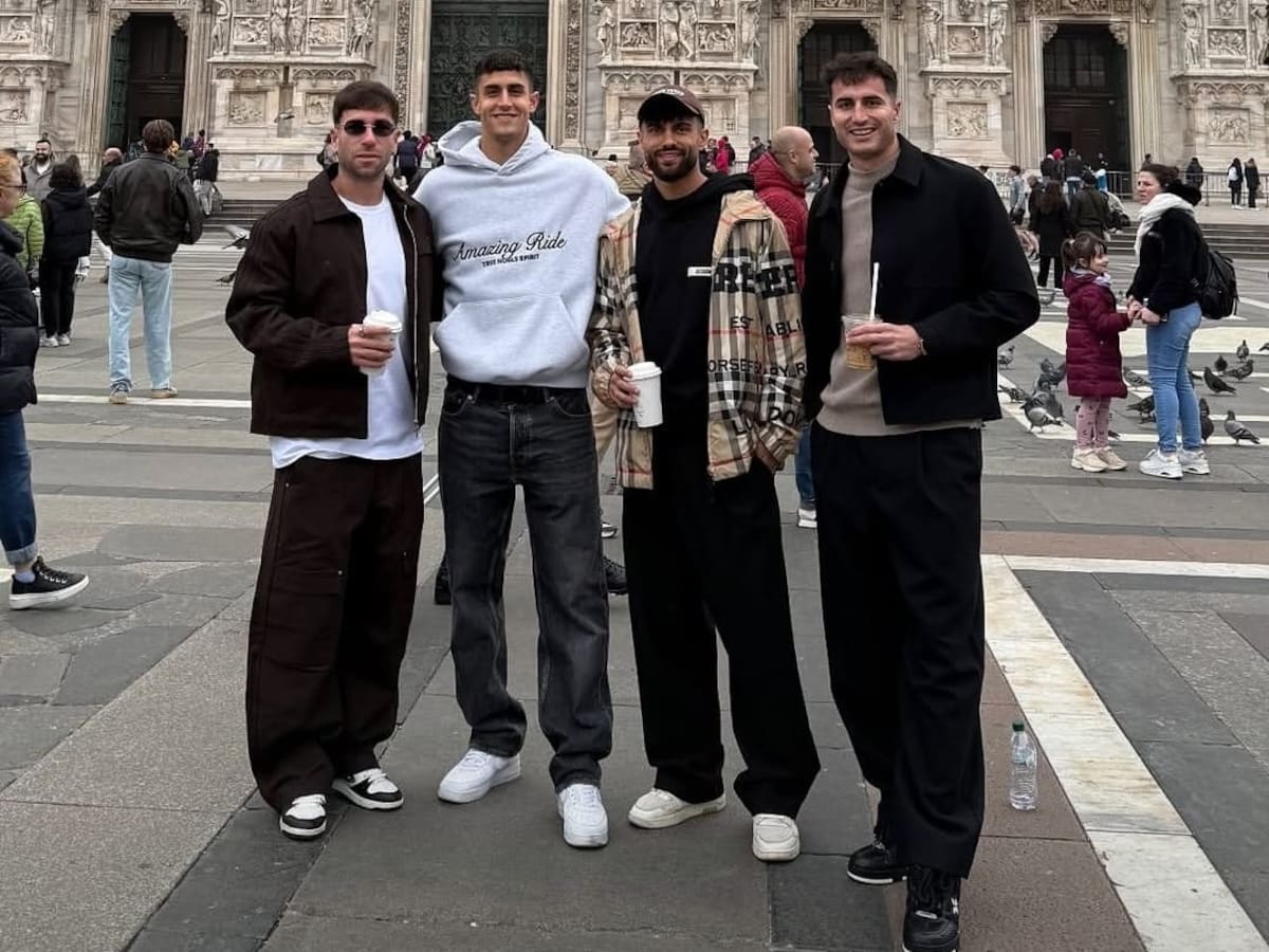 La fotografía del Almería en Milán que habla del vestuario UDA