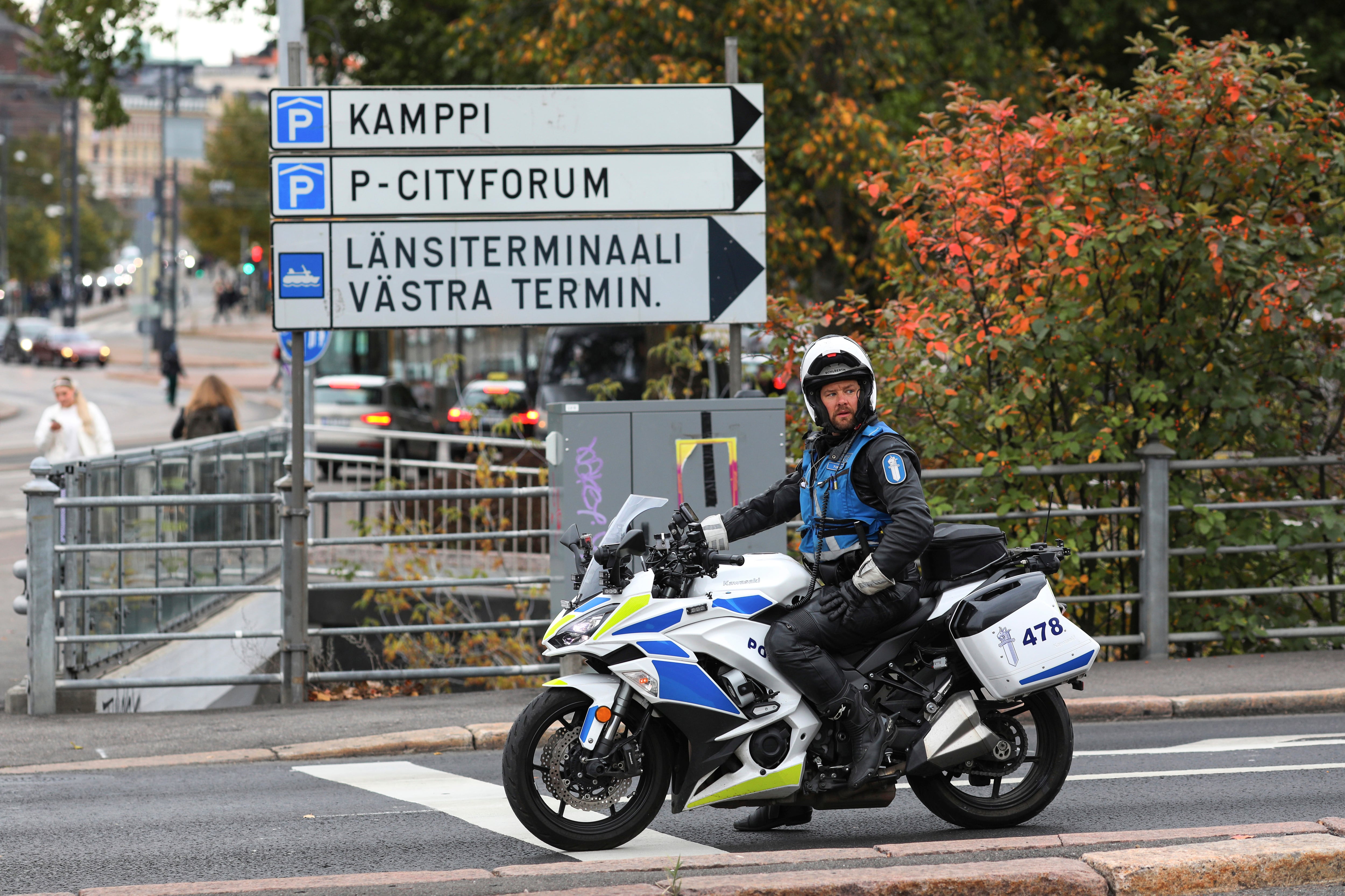 Un policía finlandés, en una imagen de archivo. (Photo by Takimoto Marina/SOPA Images/LightRocket via Getty Images)