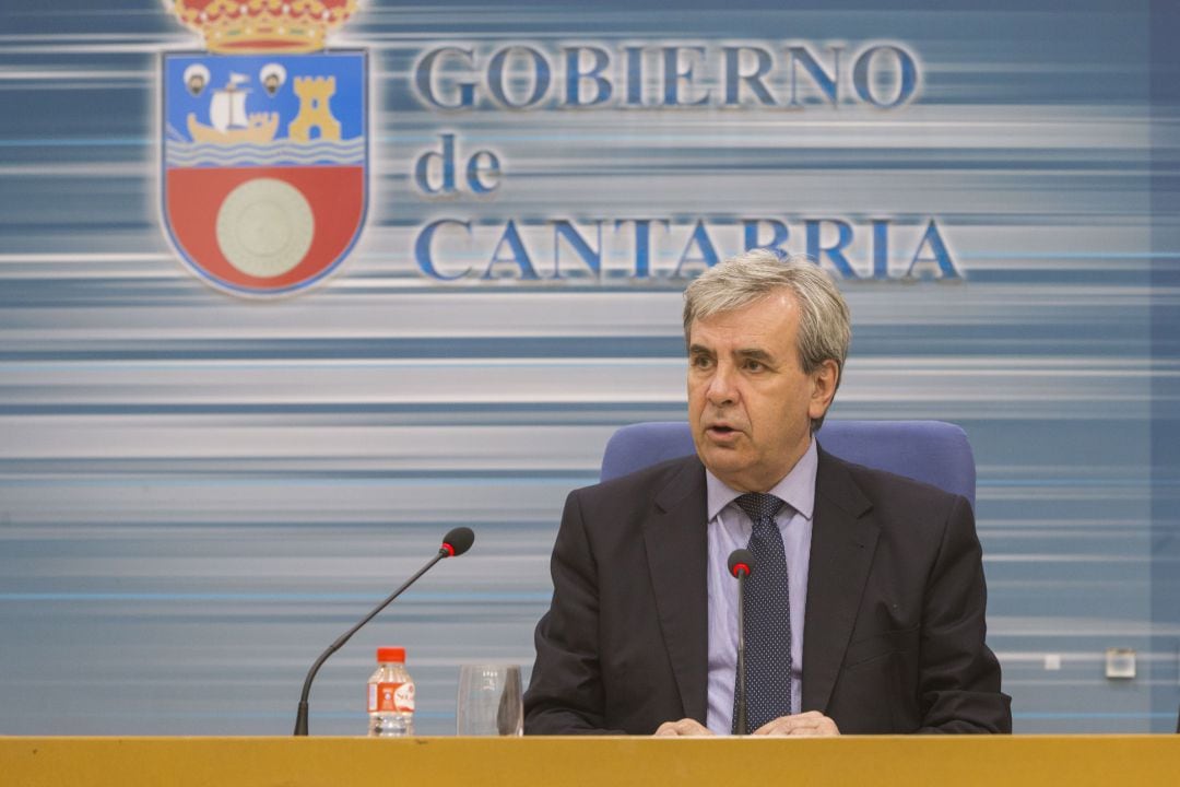 Rafael de la Sierra, durante su etapa como consejero de Presidencia y Justicia del Gobierno de Cantabria.