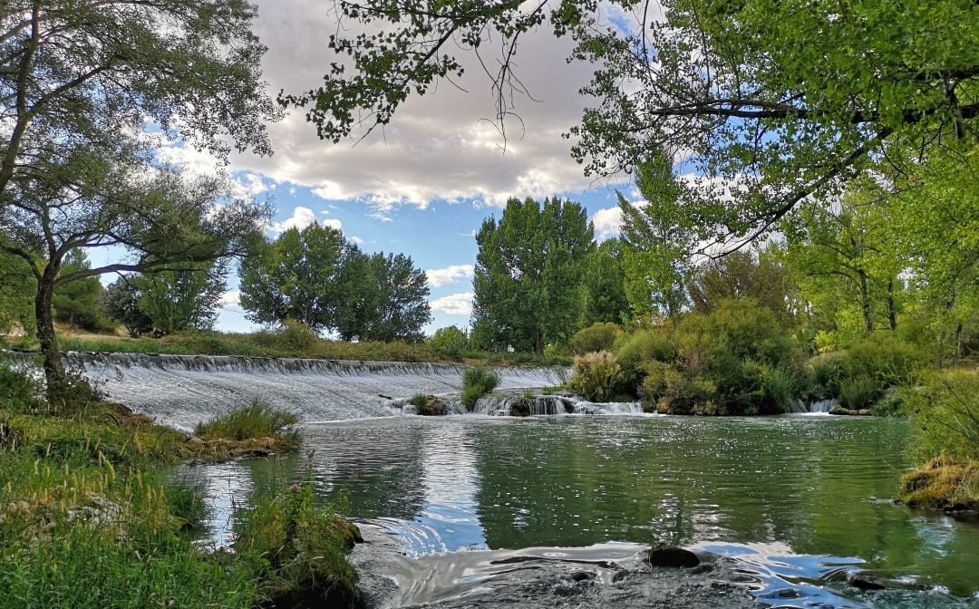 Río Júcar en el paraje del Castellar, en Fresneda de Altarejos (Cuenca).