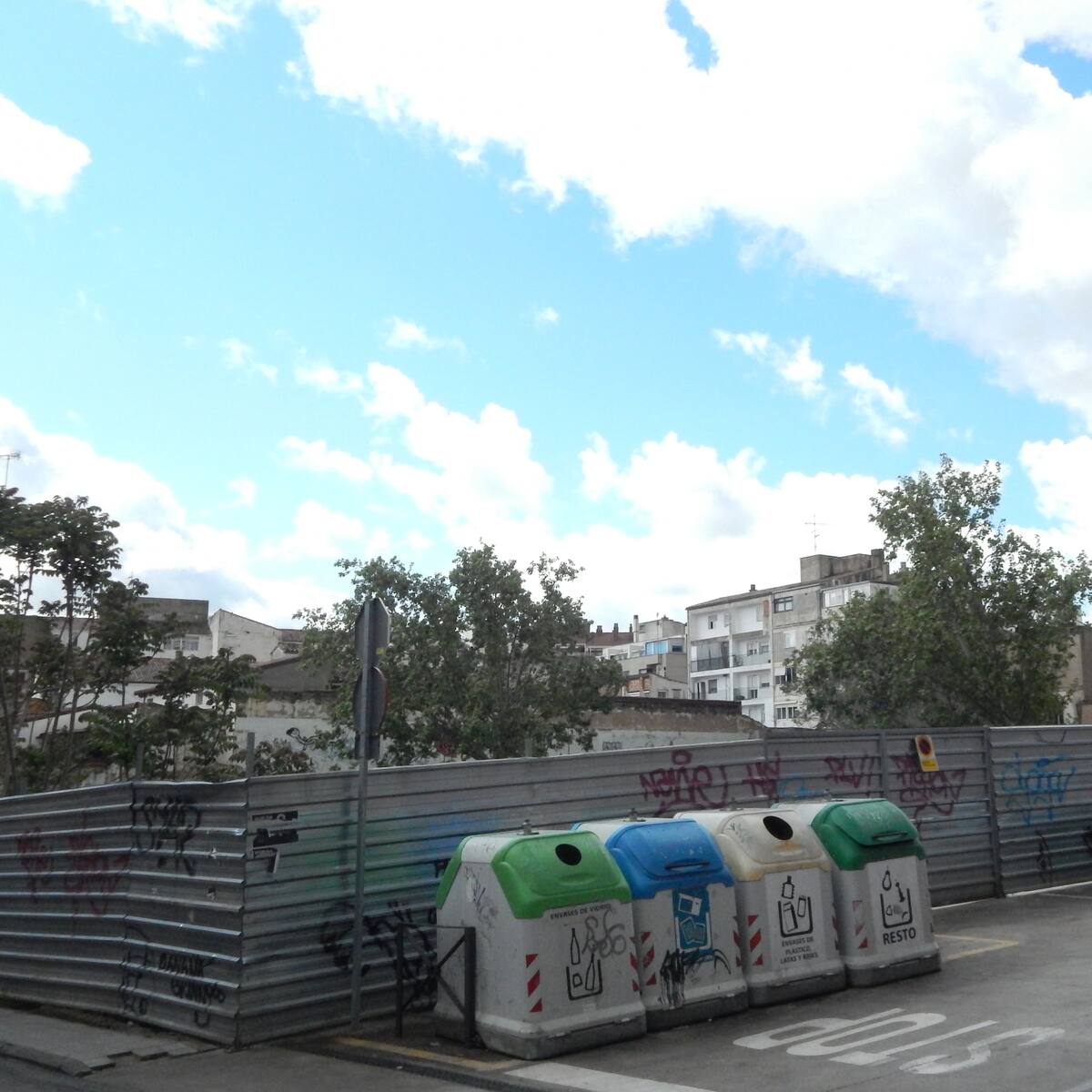 Luis Felipe apremia al consejero Soro a que edifique en el solar de la Merced