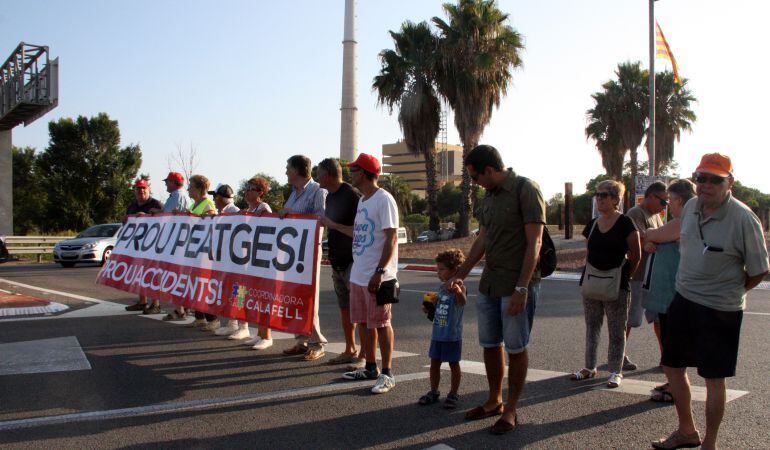 200 persones van participar a l'acció reivindicativa.