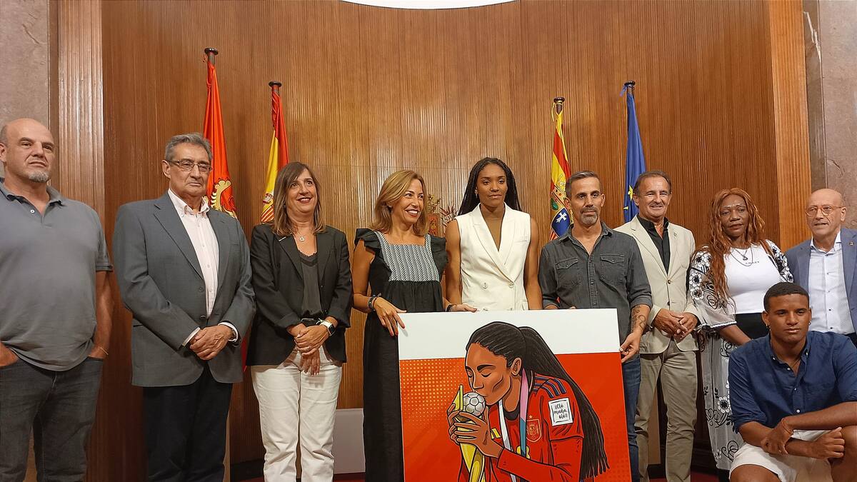 Salma Paralluelo: "Hemos quedado campeonas del mundo y me parece que se ha olvidado"