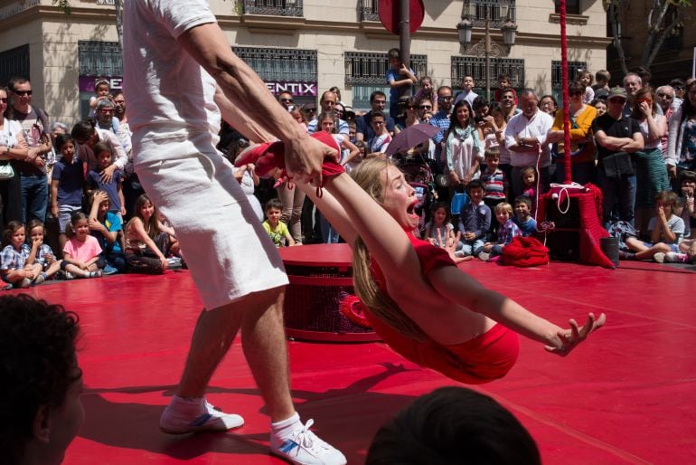El espectáculo &#039;Rojo estándar&#039; llega a la Plaza San Pablo de Palencia el 3 de julio a las 21:00 horas