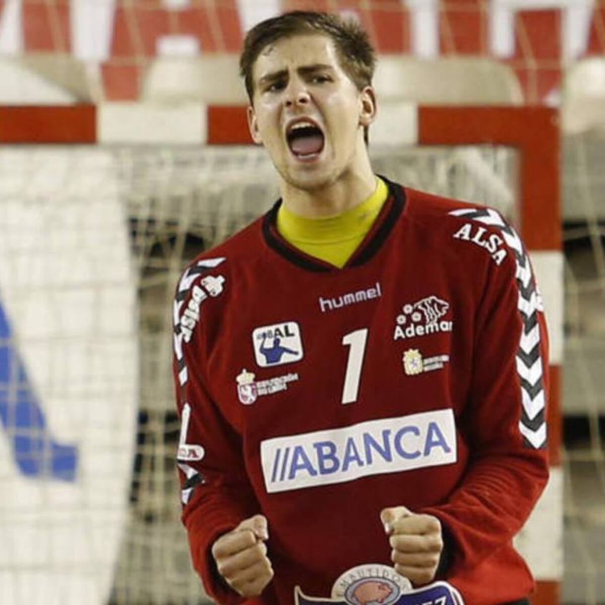 ¿Renovará Biosca con el Ademar?