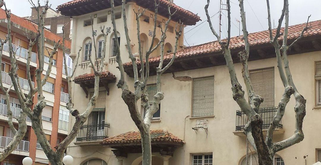 Fachada de la antigua comisaría