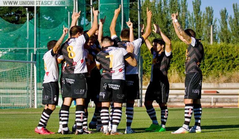 Homenajeando a la UDS con el primer gol de la temporada