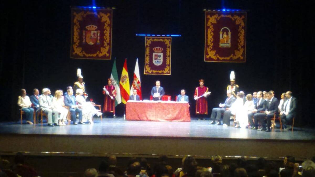 El socialista Francisco Huertas, investido alcalde de Andújar con el apoyo de Adelante Andújar