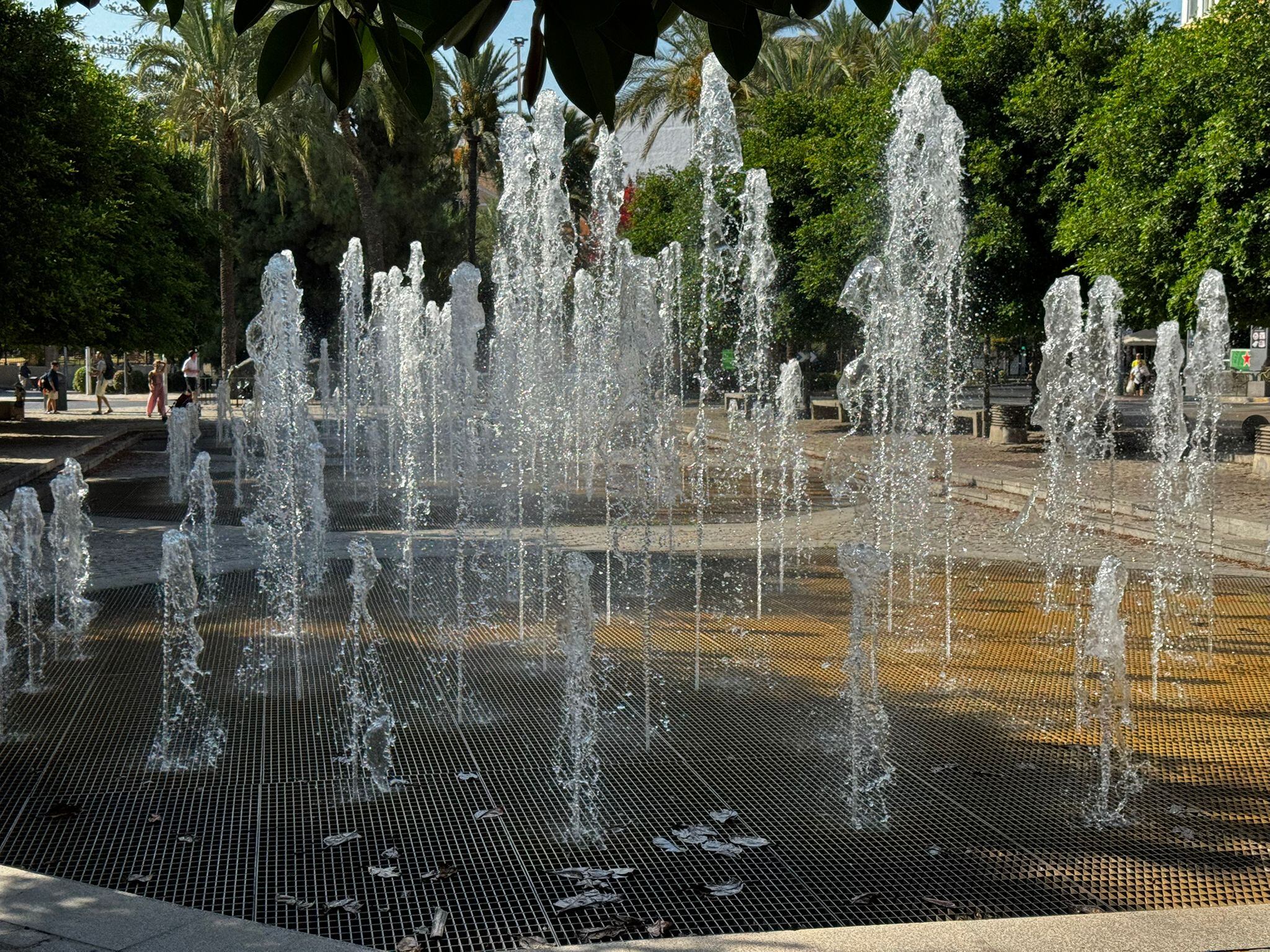 Fuente de la plaza de España, en Alicante. Foto: Daniel Rodríguez