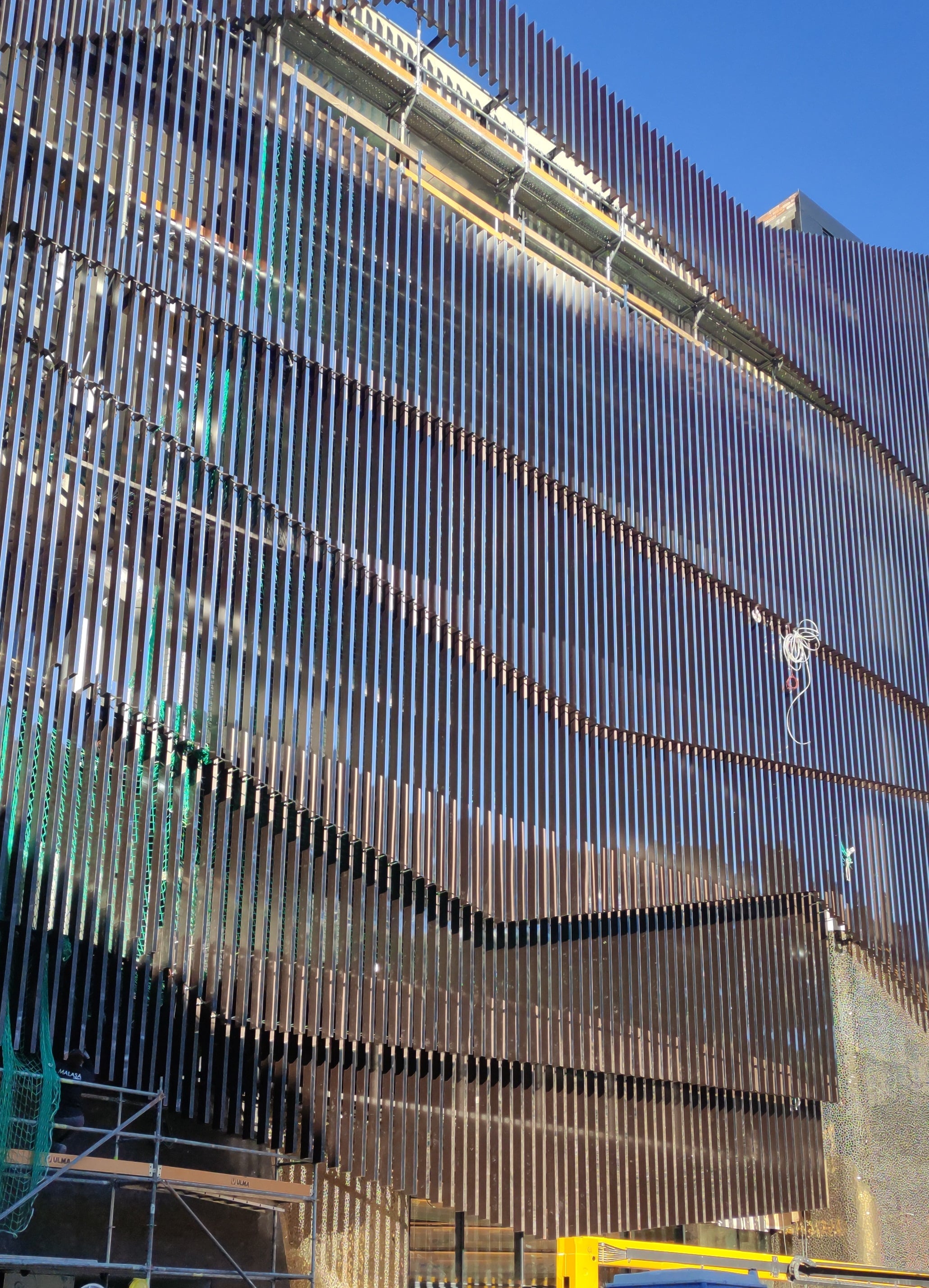 Façana del casino encara en obres. Unnic ha fixat el 4 de març per inaugurar les instal·lacions.