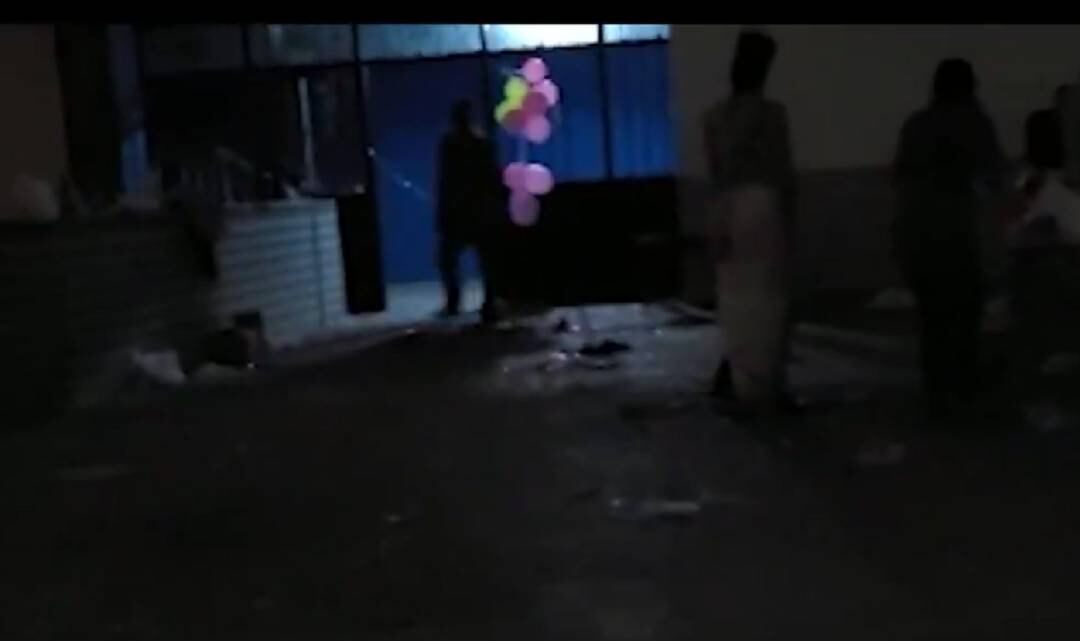 Una de las imágenes de la boda desalojada en Sevilla Este