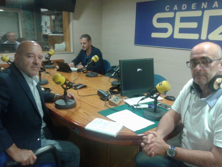 Miguel Concepción, en una de sus visitas a los estudios de Radio Club Tenerife