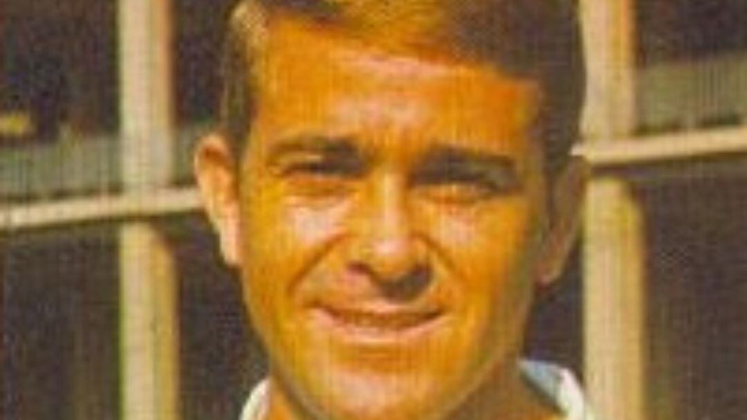 Alberto Arnal Andrés, en una ficha del Valencia CF