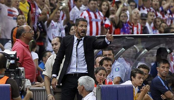 El técnico argentino tuvo que dirigir a los suyos en la vuelta de la Supercopa de España, en la que el Atlético se impuso al Real Madrid.