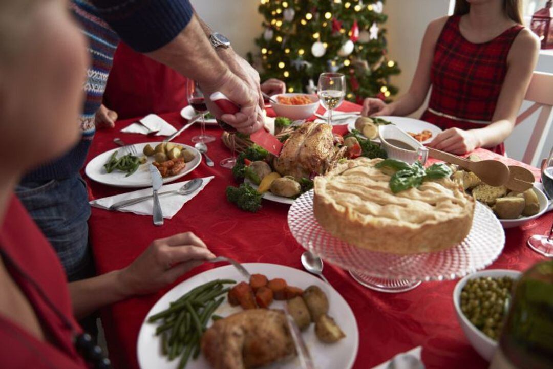 Consejos para disfrutar de las comidas navideñas y seguir una alimentación saludable