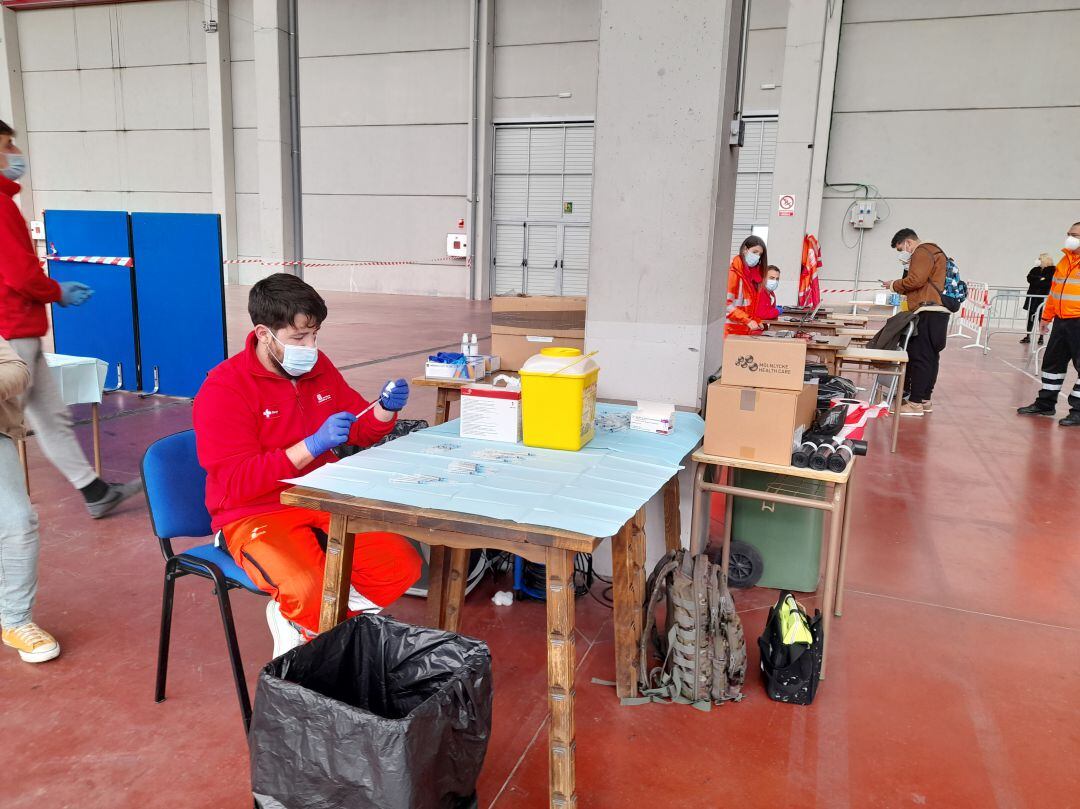 La vacunación en su primera dosis tuvo lugar en el Recinto Ferial