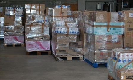 Han preparat uns 1.000 paquets que es repartiran segons les necessitats de cada família