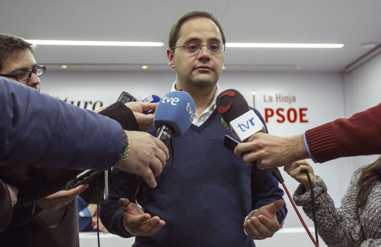 El secretario de Organización del PSOE, César Luena.