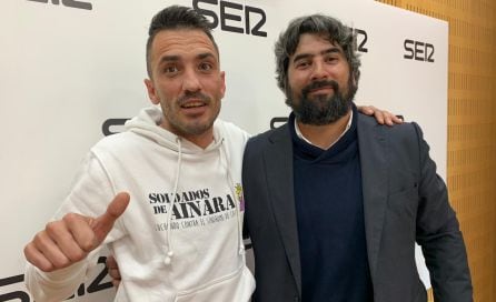 Paco Reina, padre de Ainara, y Borja Casado, autor de &#039;Señorita Rocanrol&#039;, en los estudios de Radio Murcia