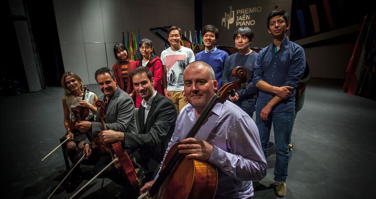 Semifinalistas del Premio Jaén de Piano junto al cuarteto &#039;Bretón&#039;