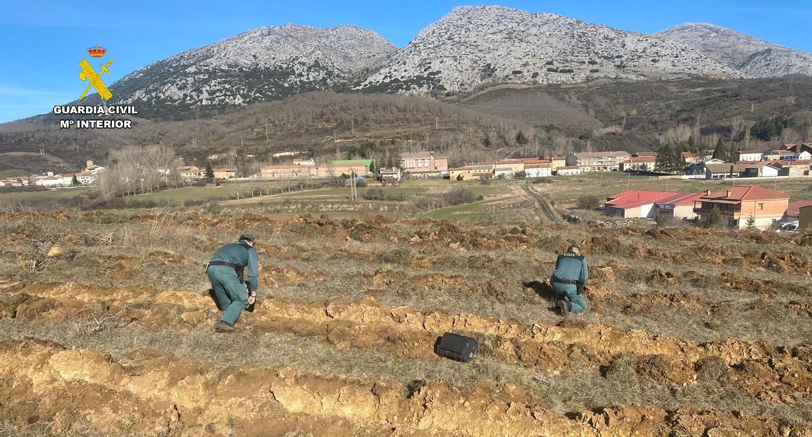 Investigadas dos personas por realizar trabajos en un terreno donde se ubica el yacimiento arqueológico de Santibáñez de la Peña