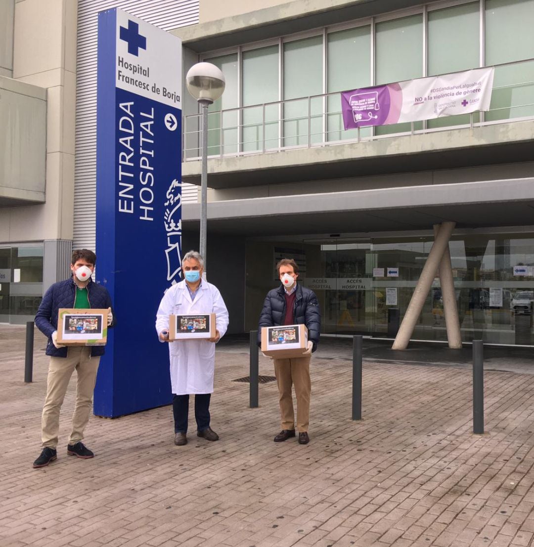 Donativo de unidades vitamínicas para el hospital comarcal 