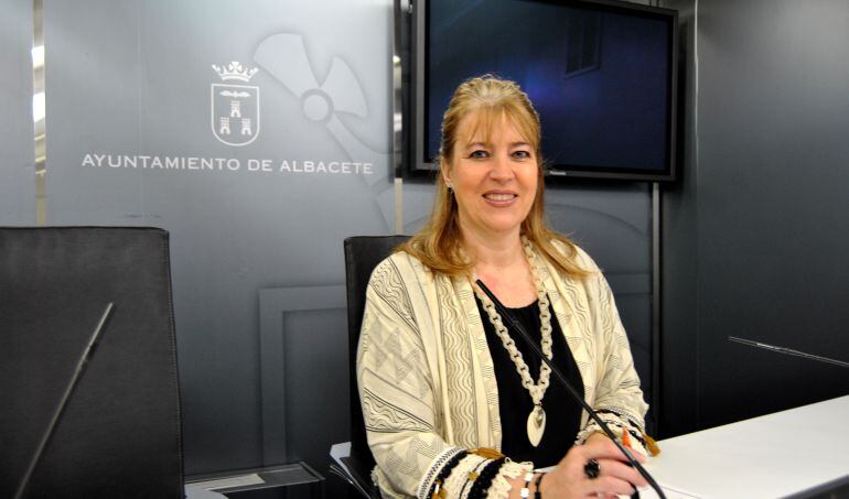 Llanos Navarro, portavoz del equipo de gobierno