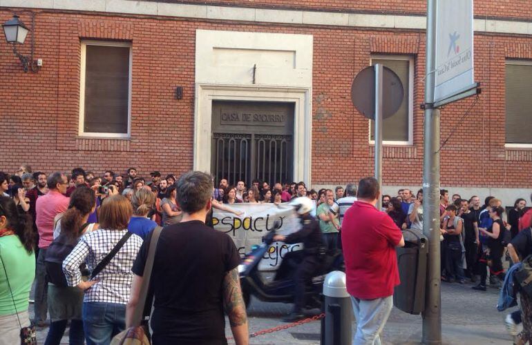 La nueva sede okupada del Patio Maravillas en la madrileña calle Gobernador 1.