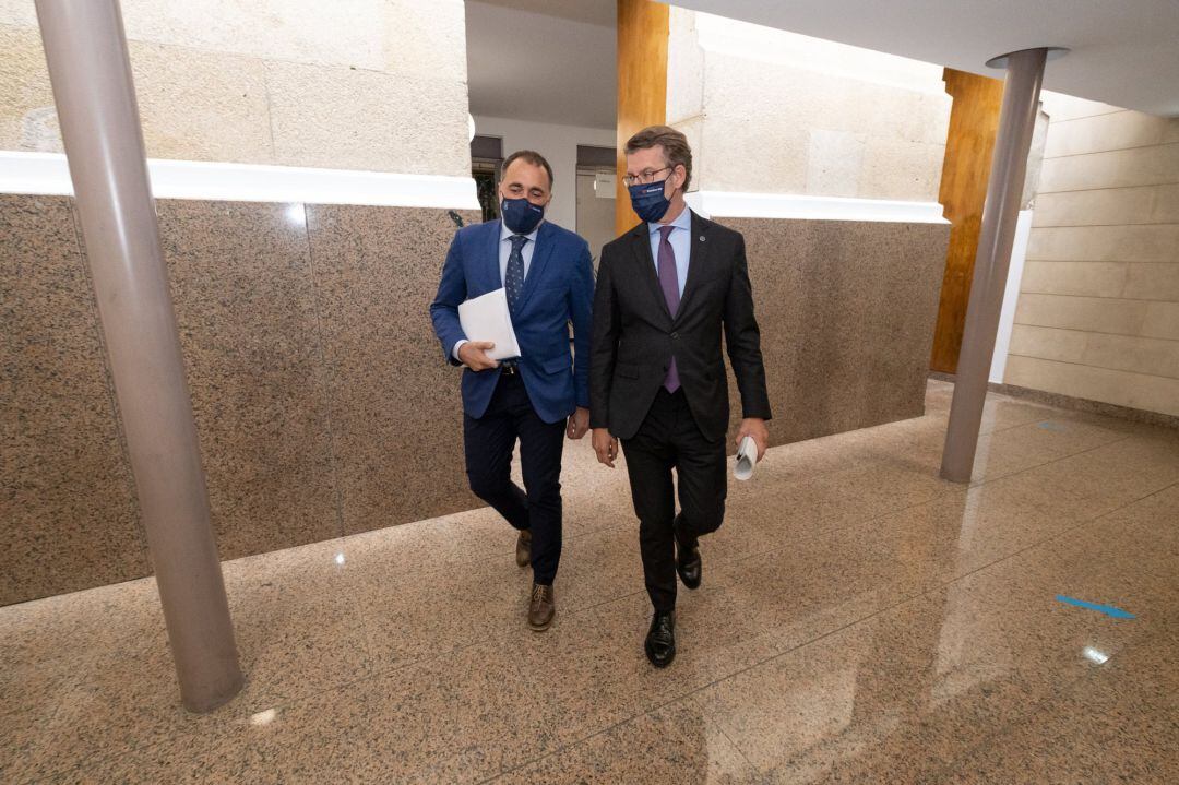 Feijóo y Comesaña tras el comité clínico. DAVID CABEZÓN @ XUNTA DE GALICIA
 