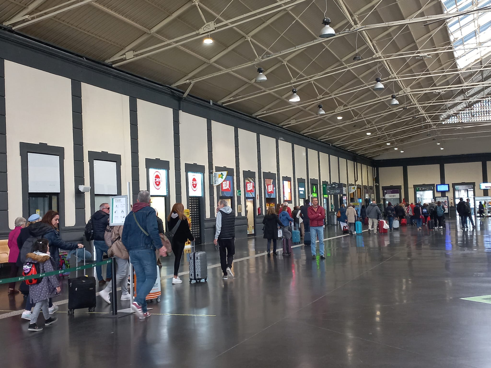 Estación término de Adif en Alicante este miércoles 6 de diciembre