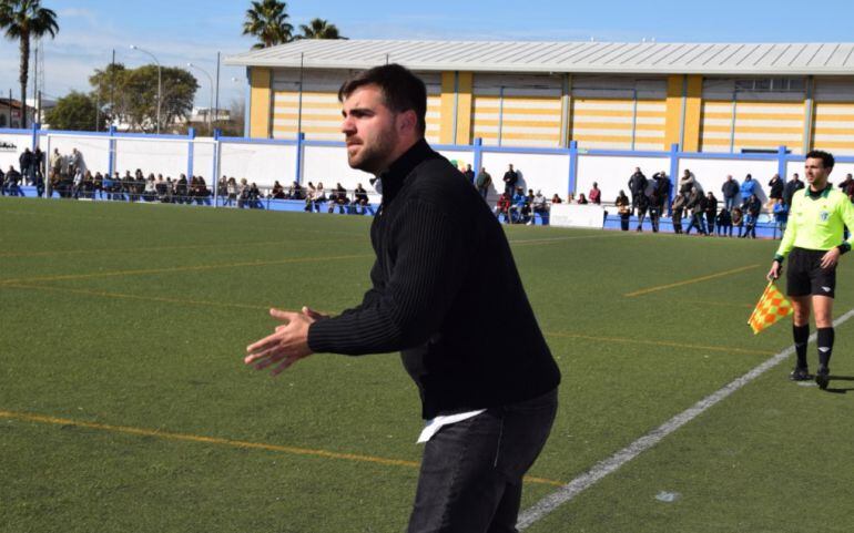 Alberto Vázquez durante el partido ante el Arcos