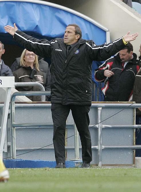 Víctor Muñoz, durante el partido ante el Villarreal