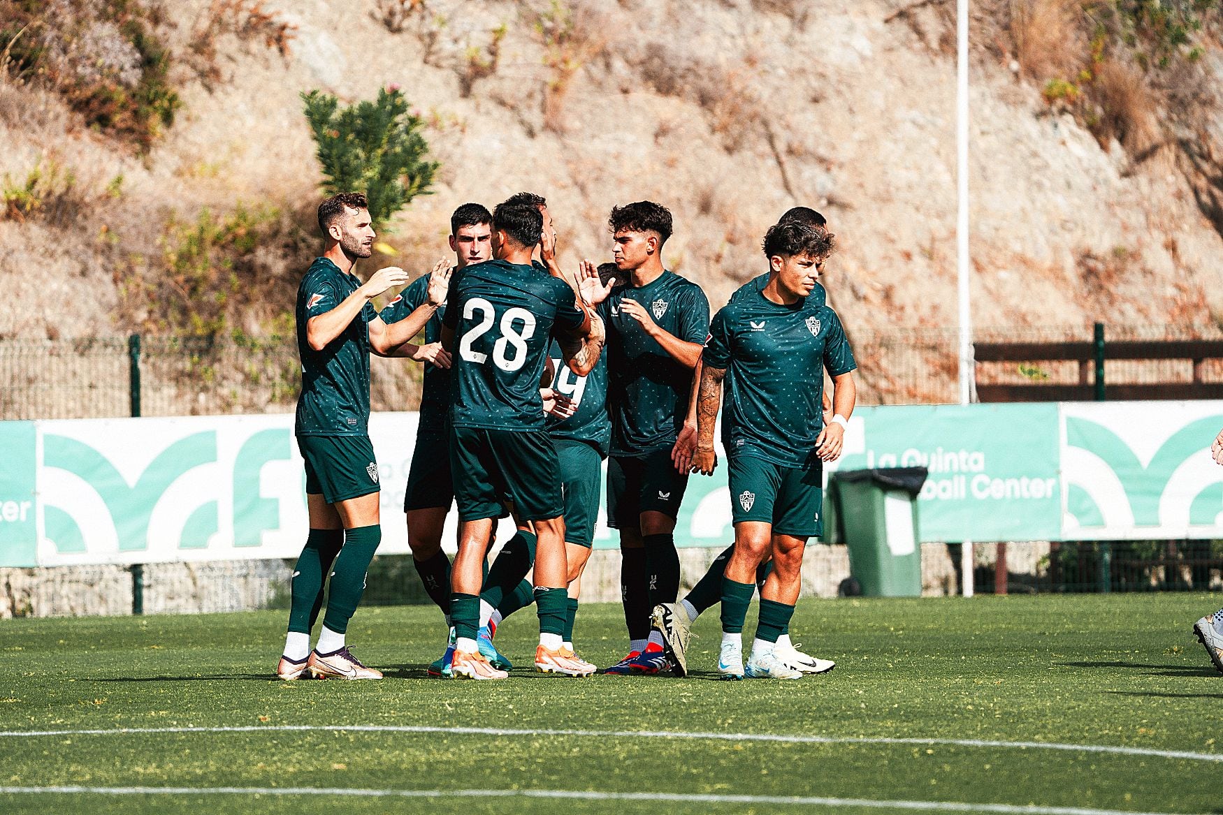 El internacional por Marruecos continúa ejercitándose con el primer equipo en Benahavís.