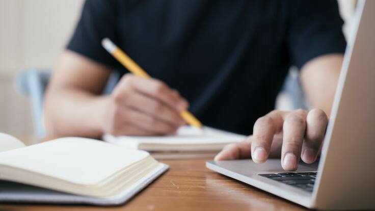 Josep Valdés Calabuig e Inma Morelló Civera en Hoy por Hoy Villena