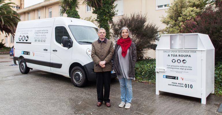 Punto de recogida de ropa de Padre Rubinos