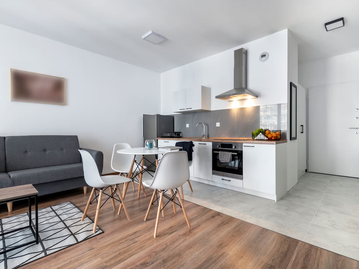 Espacios mínimos y vivienda en A Coruña: ¿cada vez vivimos en pisos más pequeños?