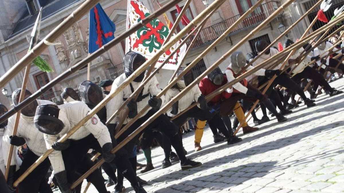 Entrevistamos a María Paz Calzada, concejala de Cultura de Torrejón de la Calzada, y a Santiago Sacido, miembro de la Imperial Orden Hispánica de Carlos V